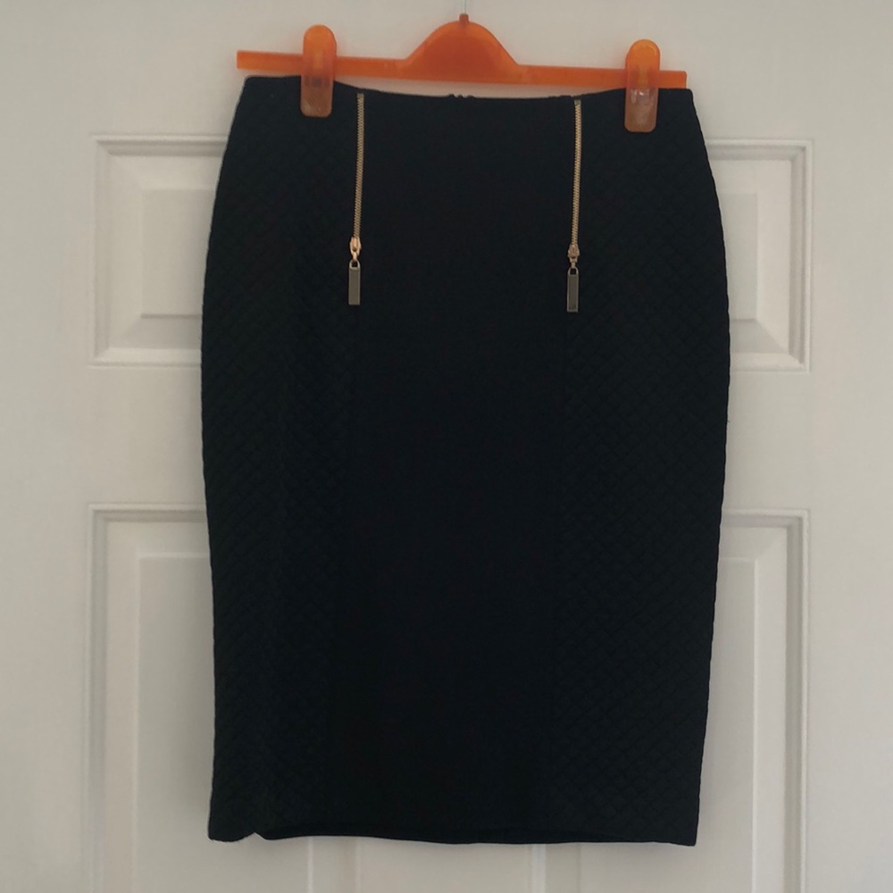 Joseph Ribkaff Black Skirt with quilt pattern detail and gold zipper, size 8